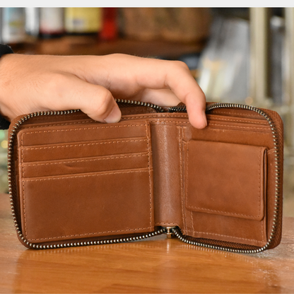 Cartera Zipper de Cuero Camel – Estilo Clásico –