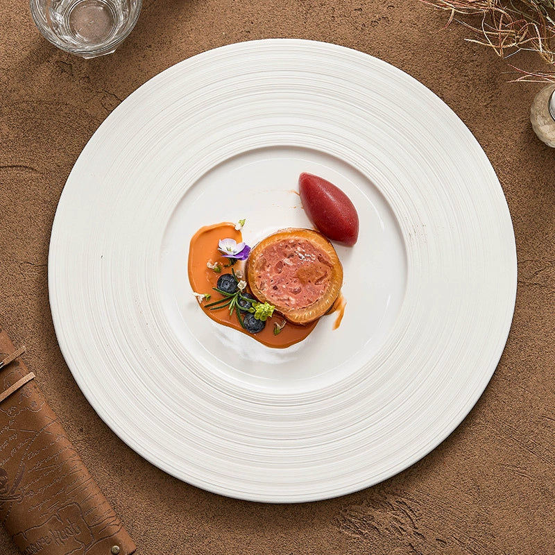 Wide-Rim Brushed Ceramic Plate – Elegant Flat Dish for Fine Dining