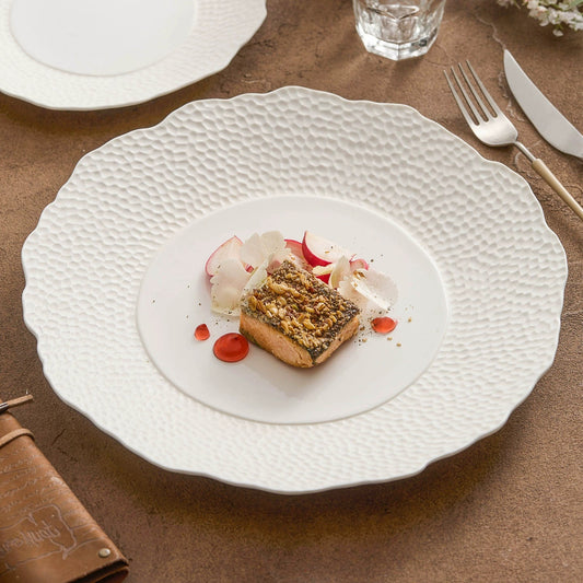 Textured Ceramic Dinner Plate – High-Temperature Heat-Resistant Tablew